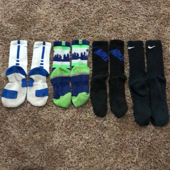 Nike socks, adult size 6-9, used in good condition - Picture 3 of 4